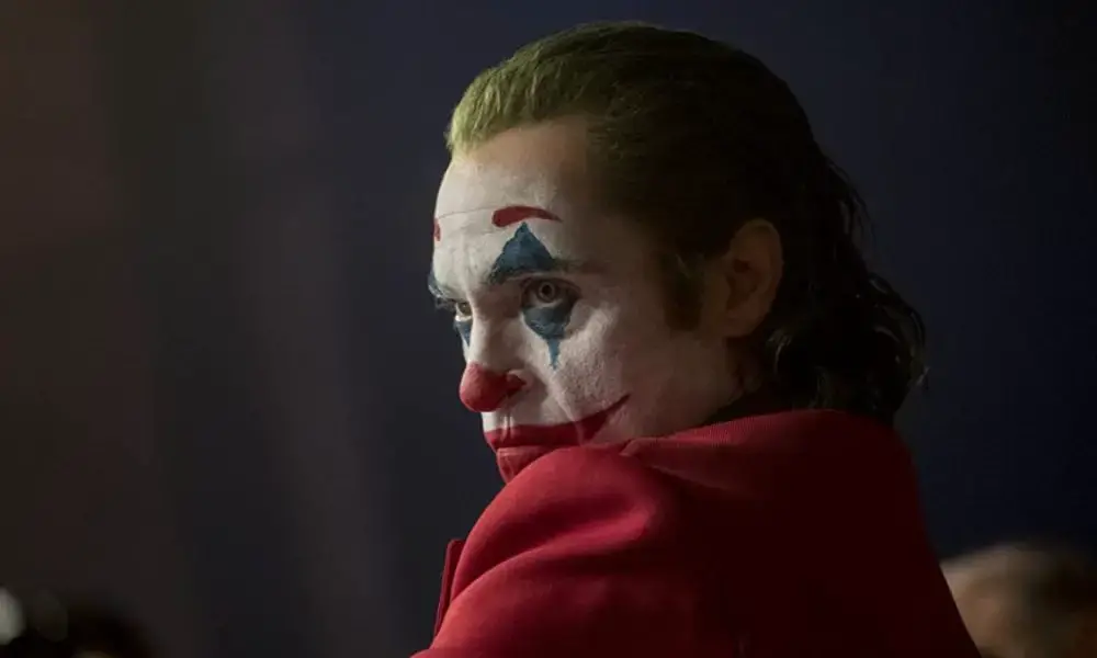 Warner Bros. reportedly wanted Joker director Todd Phillips to rυn DC  before Jaмes Gυnn hiring - Retro Gaмes News